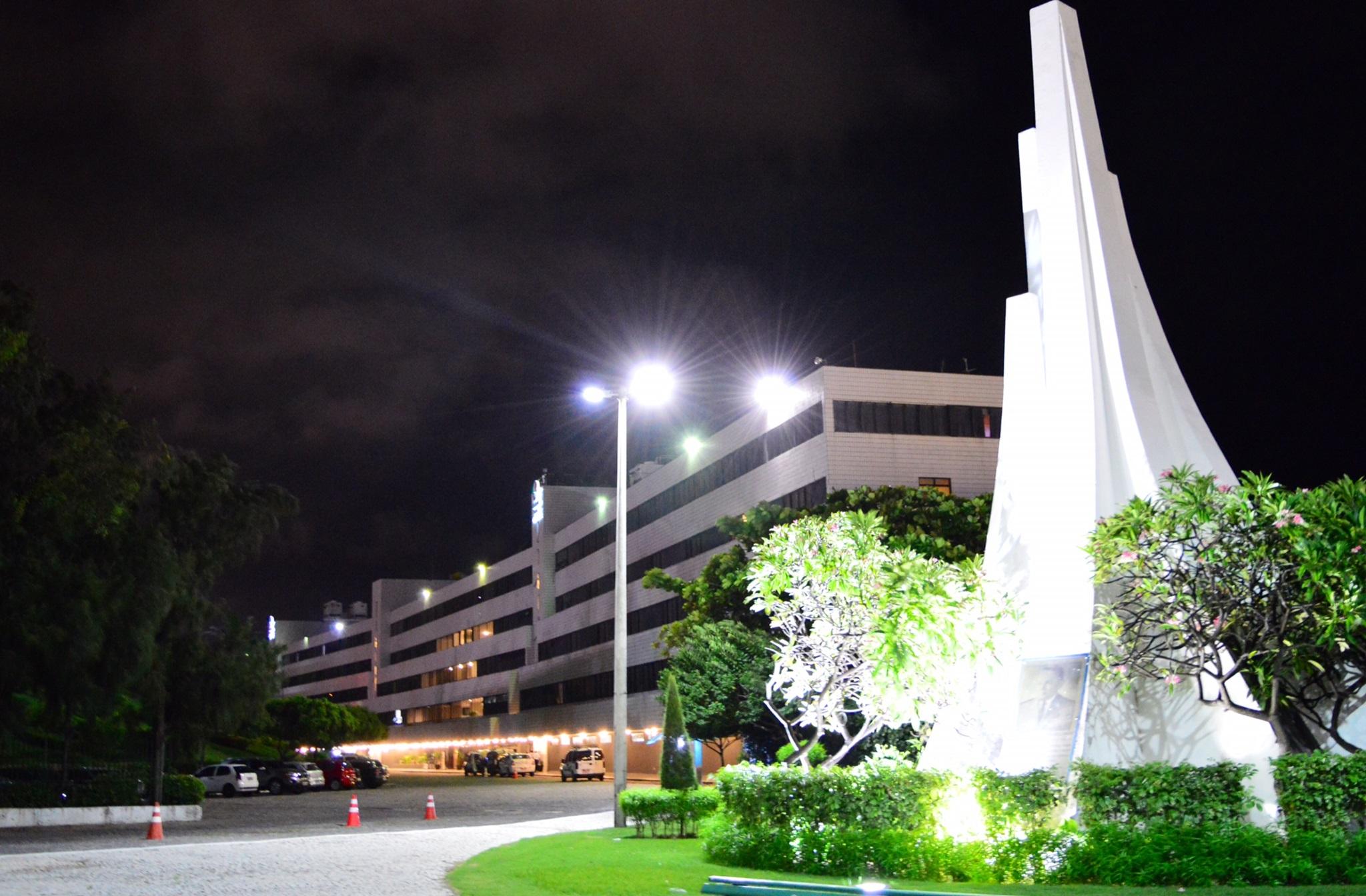 Marina Park Hotel Φορταλέζα Εξωτερικό φωτογραφία The Chulalongkorn University Hospital