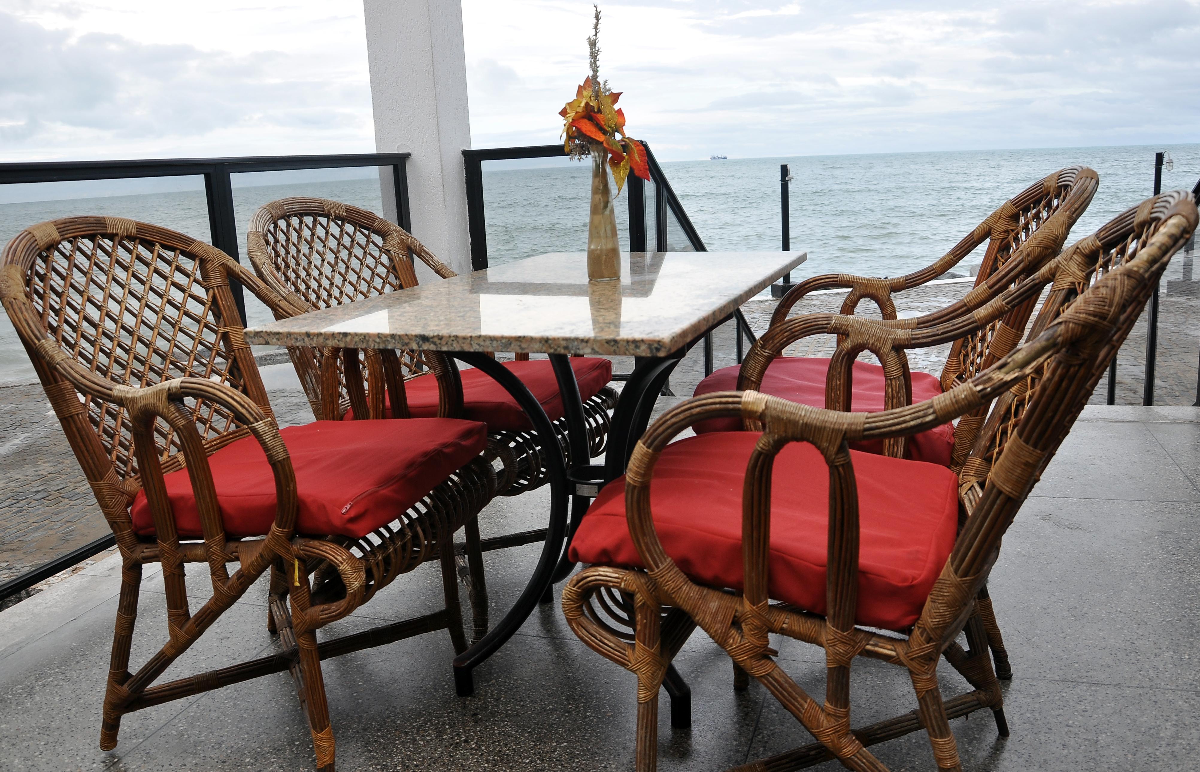 Marina Park Hotel Φορταλέζα Εξωτερικό φωτογραφία Bamboo furniture