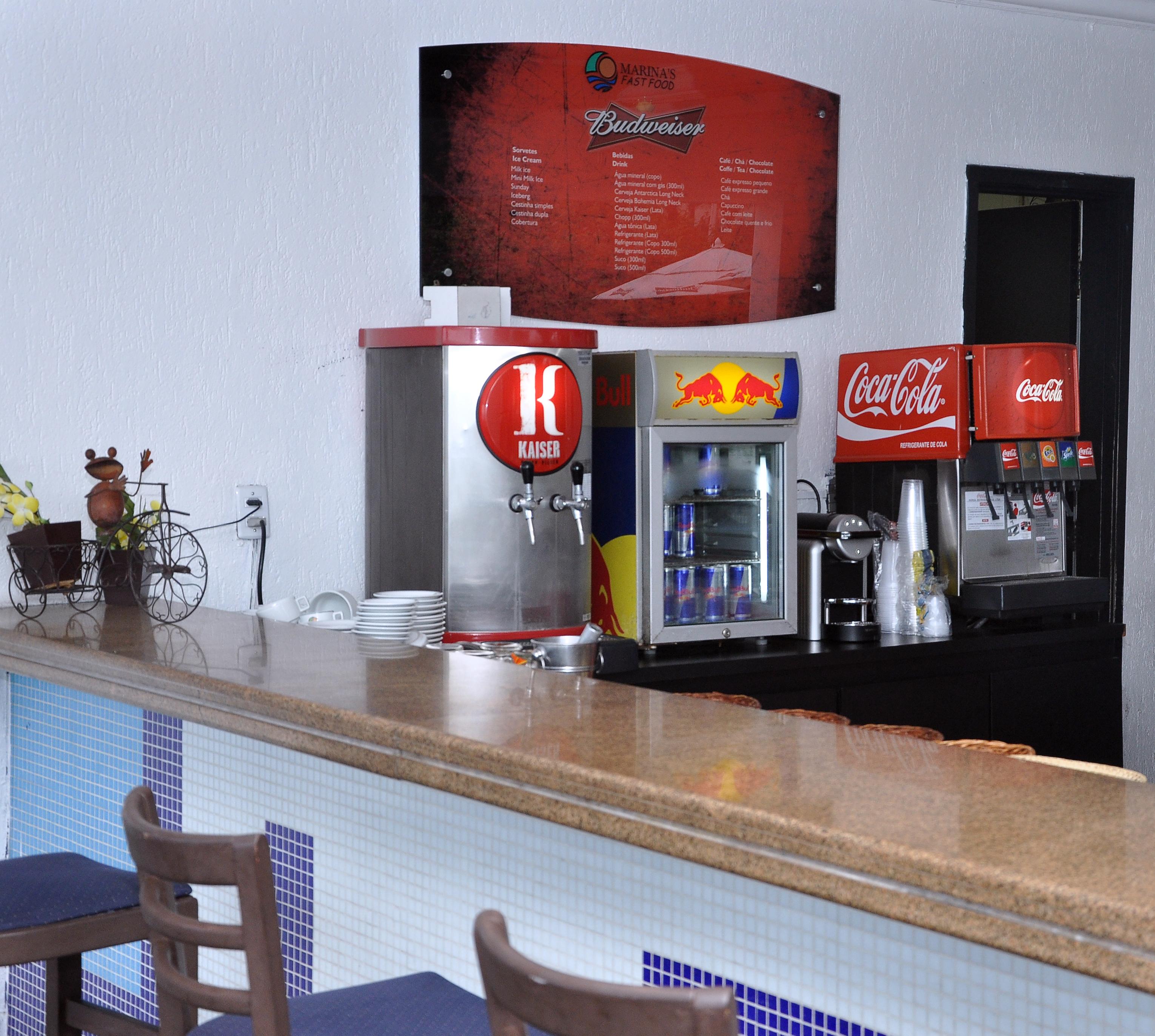 Marina Park Hotel Φορταλέζα Εξωτερικό φωτογραφία A 3D rendering of a bar